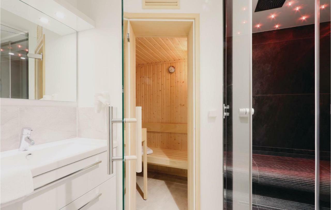 Cozy Apartment In Luebeck Travemuende With Sauna Dış mekan fotoğraf